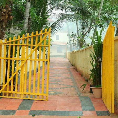 Savithri Inn Bamboo Cottages & Resorts 瓦尔卡拉 外观 照片