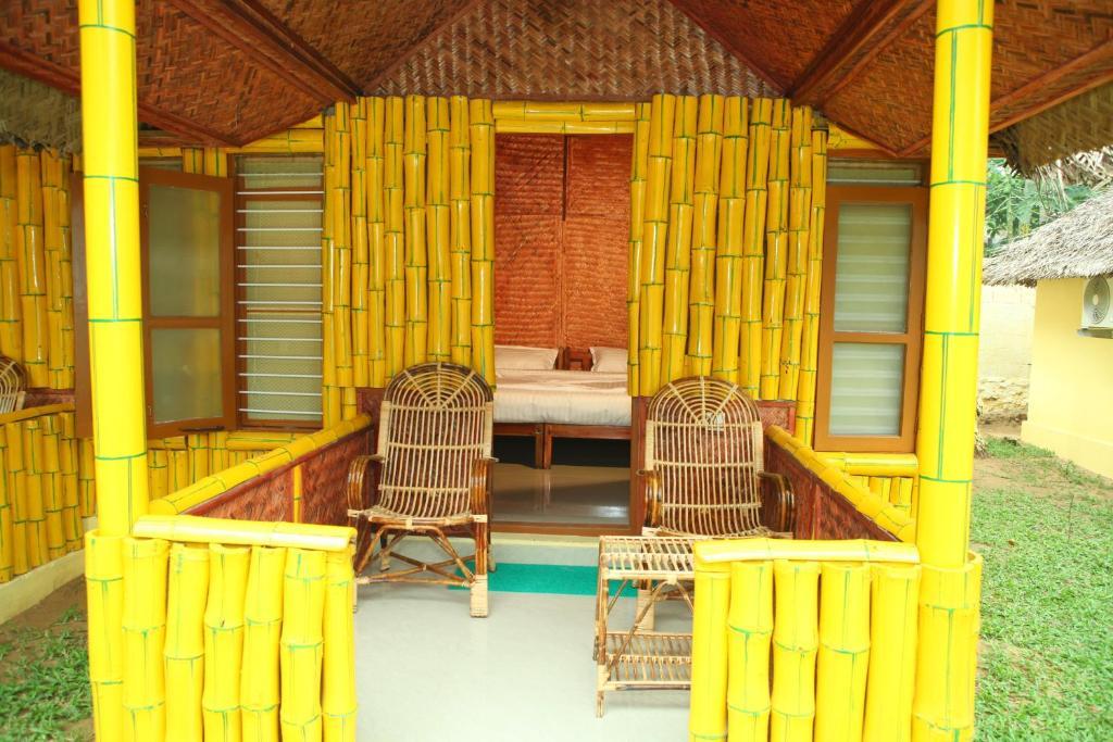 Savithri Inn Bamboo Cottages & Resorts 瓦尔卡拉 外观 照片